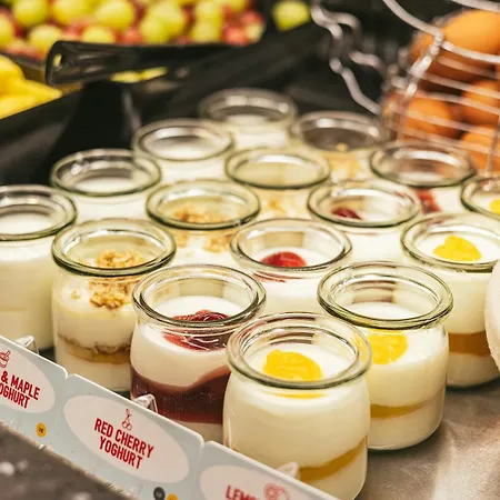 Point A Parnell Street Szálloda 3*