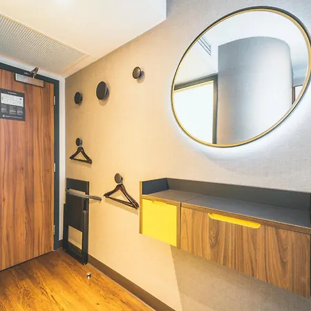 Point A Parnell Street Hotel