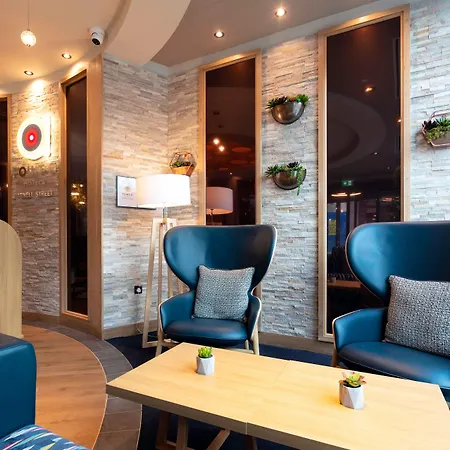 Point A Parnell Street Szálloda 3*