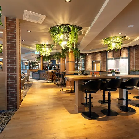 Point A Parnell Street 3*