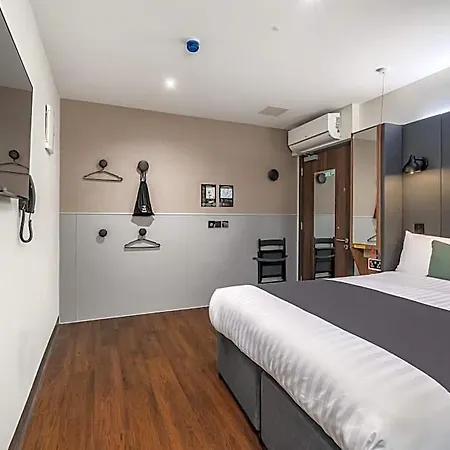 Hotel Point A Parnell Street