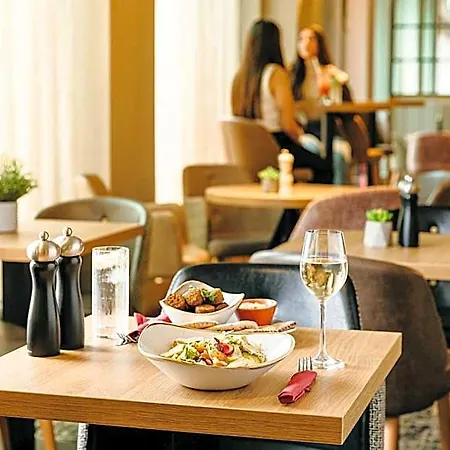 Point A Parnell Street Hotel 3*