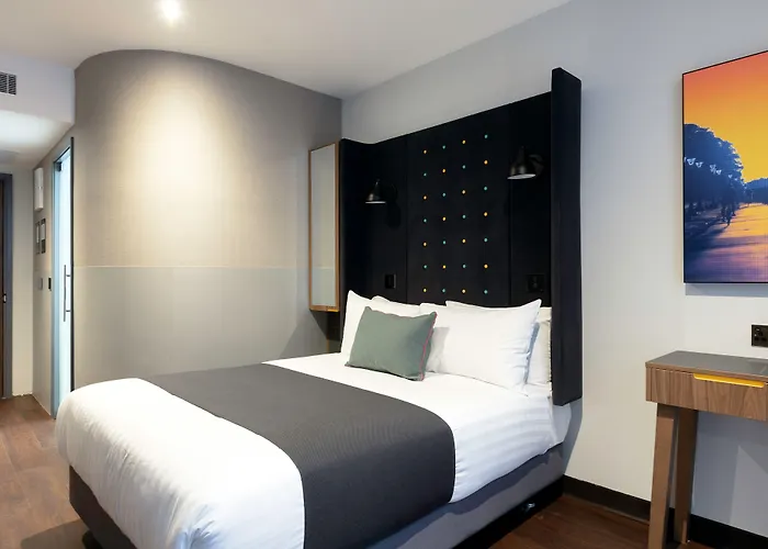 Hotel Point A Parnell Street