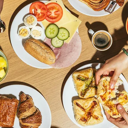 Point A Parnell Street 3*